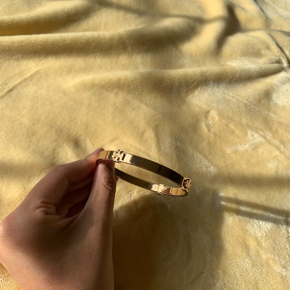 Tory burch bracelet